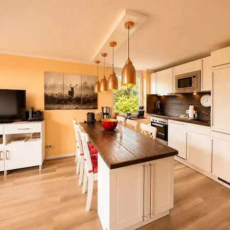 Platzhirsch Apartment *